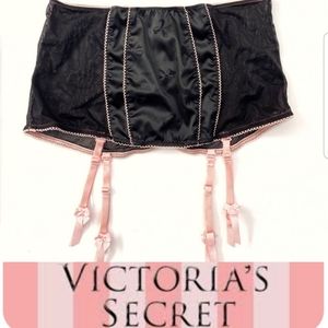 Victoria's Secret Vintage Sexy Little Things Garter Skirt Strappy Panty SheerNWT
